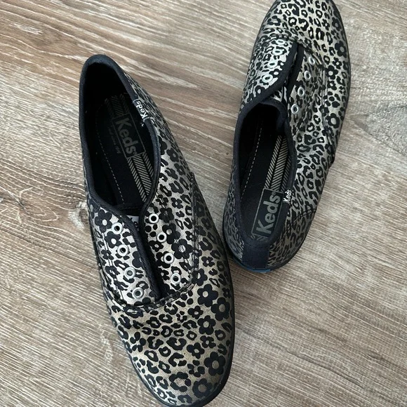 Women’s Keds Sneakers / Tennis Shoes, Size 7 1/2 - Picture 5 of 8